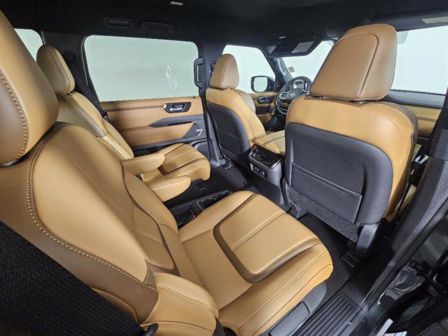 New 2026 Nissan Armada SL w/ Captain's Chari Seat Package image 19