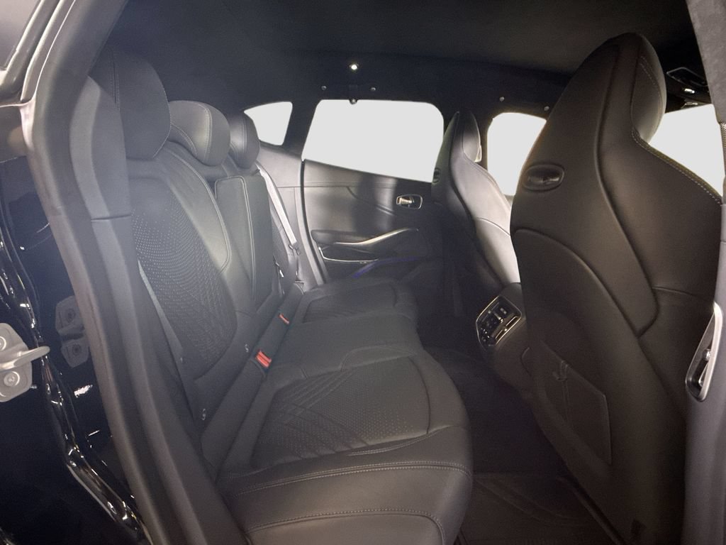 Used 2024 Aston Martin DBX AWD/4WD image 15