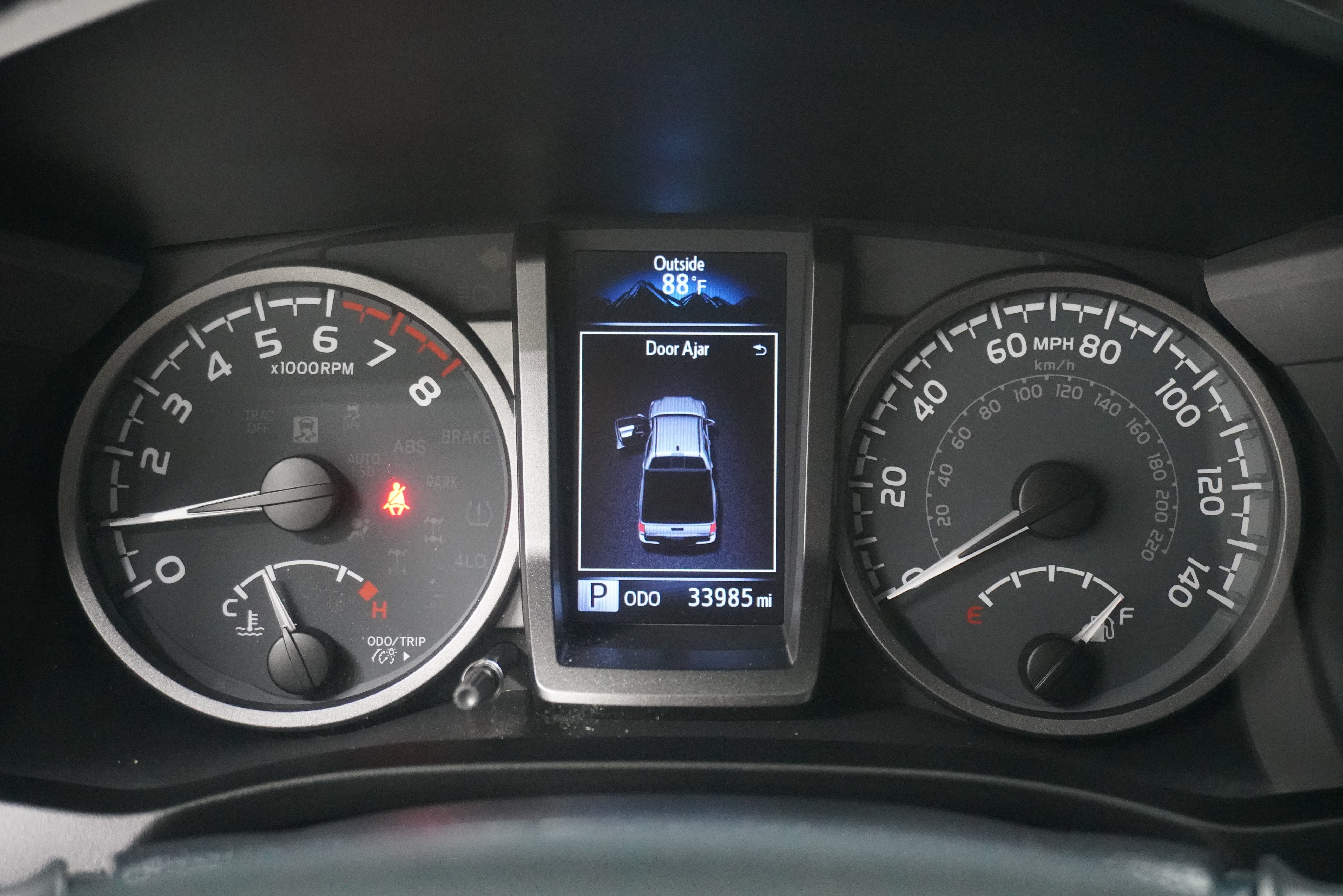 Used 2020 Toyota Tacoma TRD Off-Road w/ Advanced Technology Package AWD/4WD image 16
