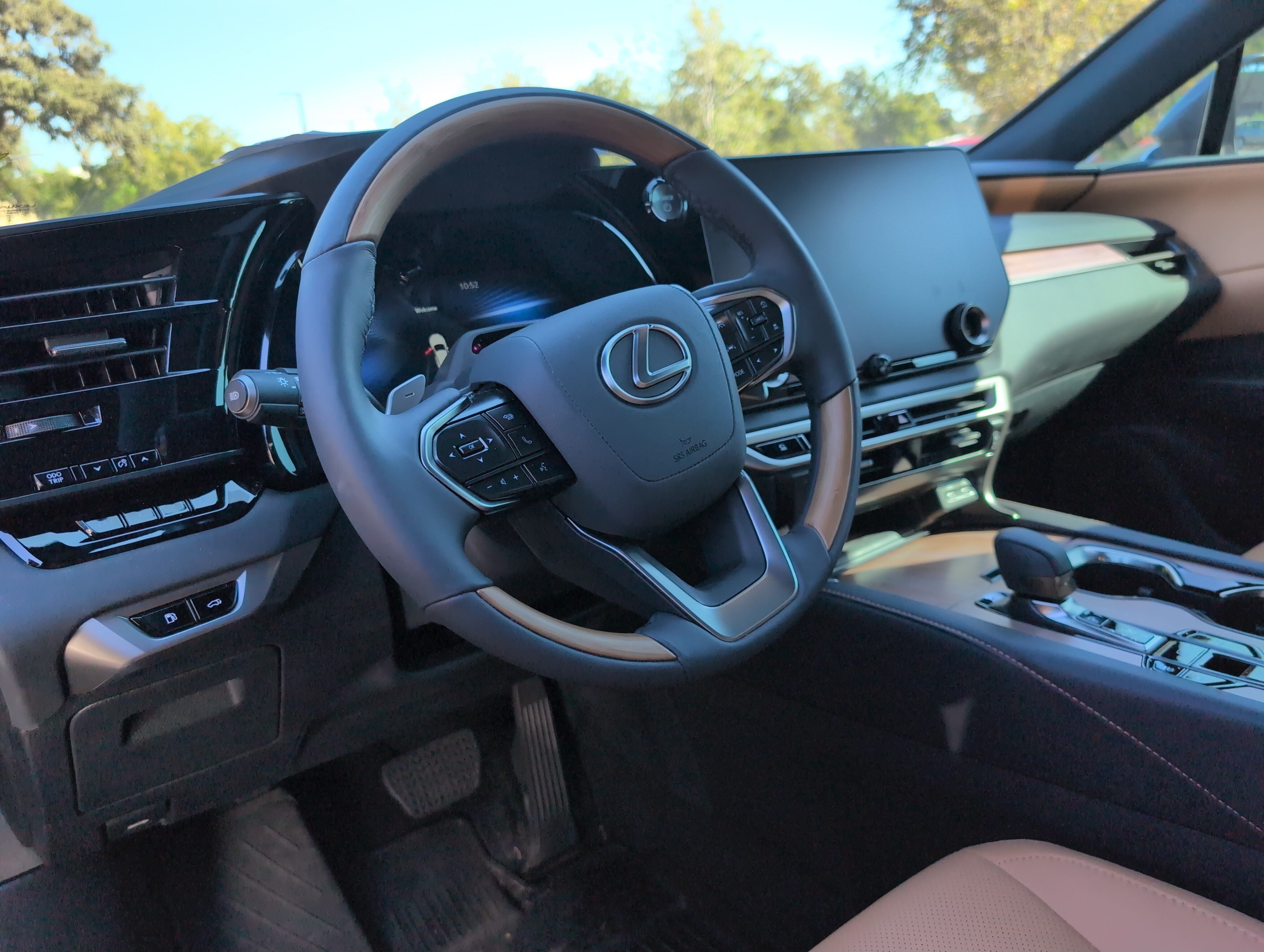 Used 2026 Lexus RX 350h w/ Convenience Package AWD/4WD image 6