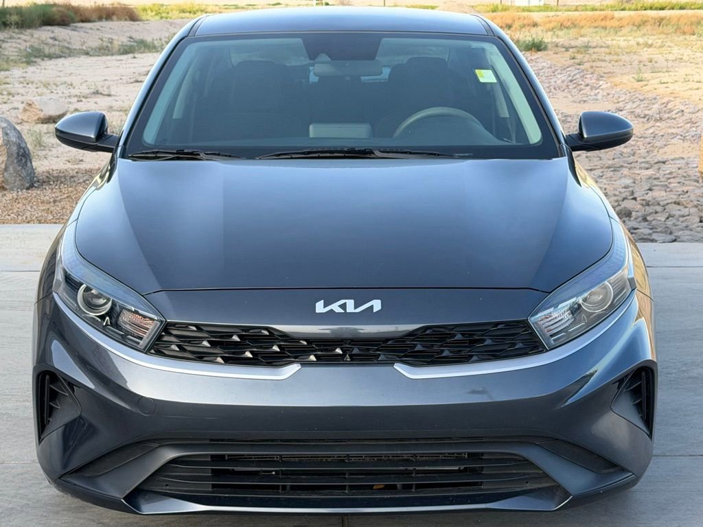Used 2023 Kia Forte LXS image 3