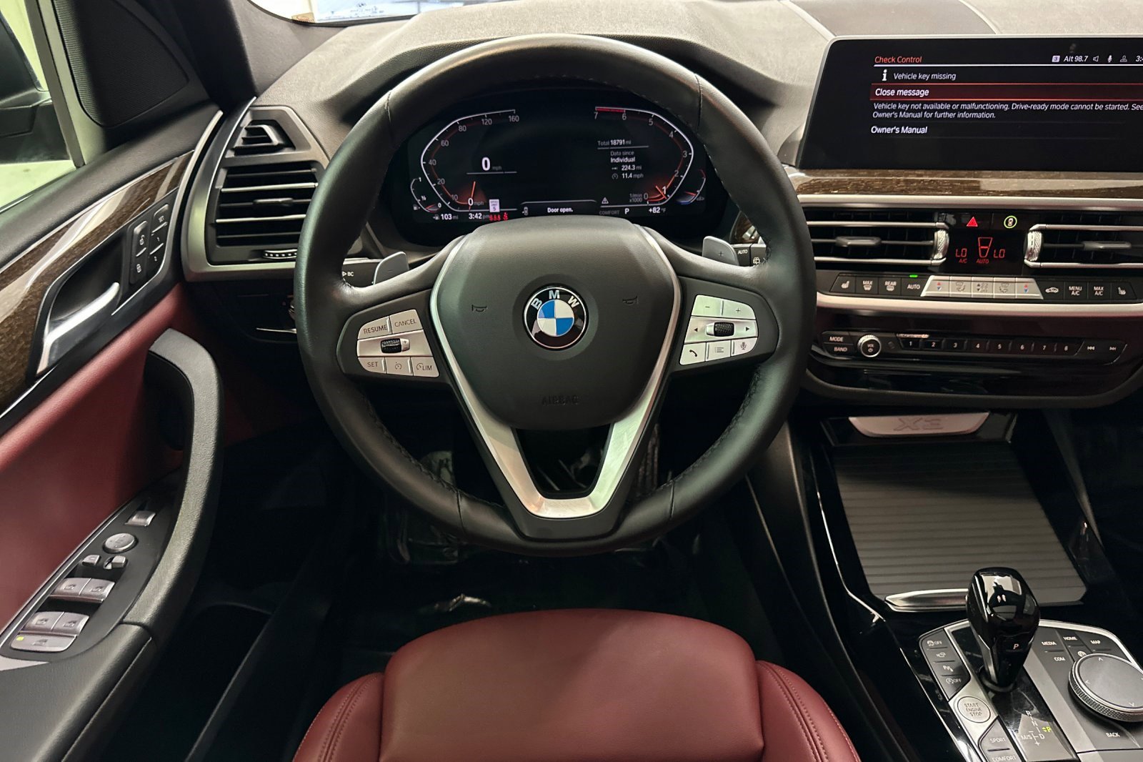 Used 2024 BMW X3 sDrive30i w/ Convenience Package RWD image 27