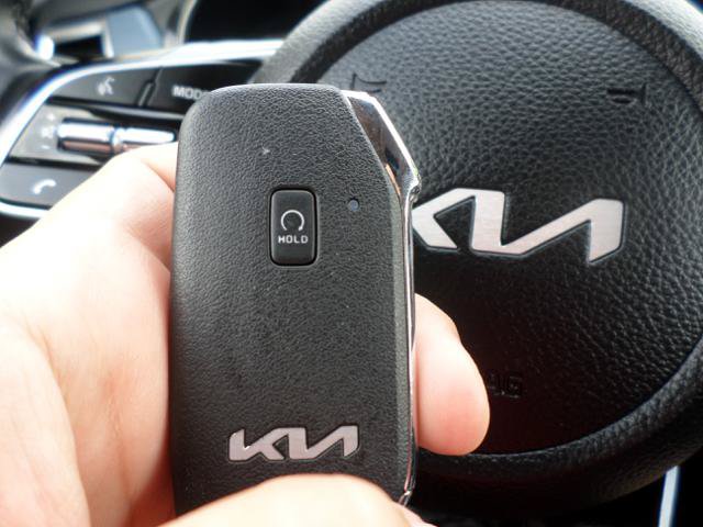 Used 2022 Kia Seltos Nightfall Edition AWD/4WD image 17
