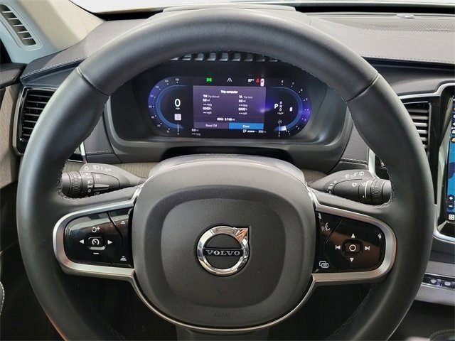 Used 2025 Volvo XC90 B6 Ultra w/ Protection Package Premier image 16