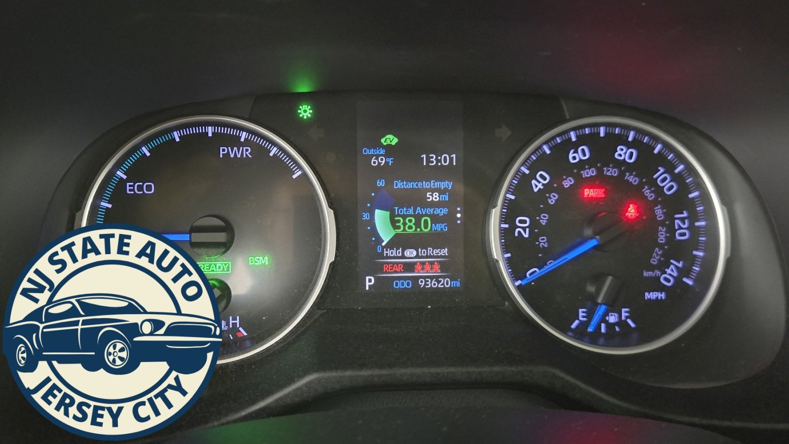 Used 2020 Toyota RAV4 XLE image 10