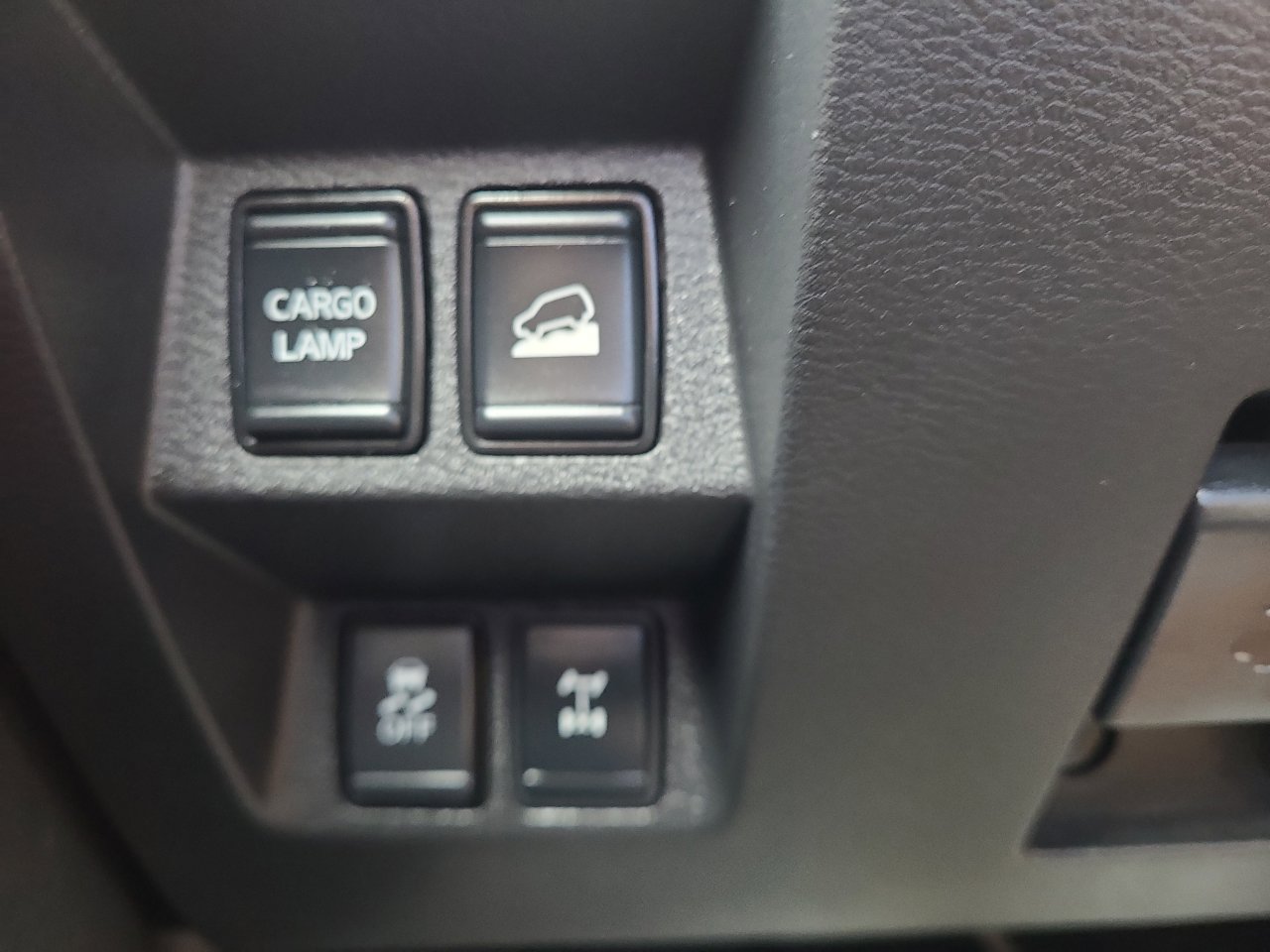 Used 2023 Nissan Frontier PRO-4X w/ Pro Convenience Package image 16