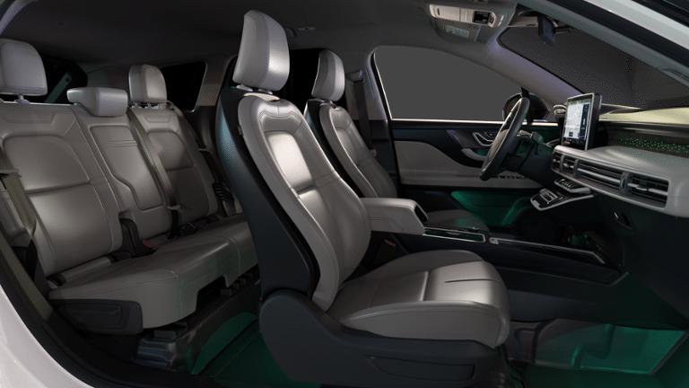 New 2026 Lincoln Corsair Reserve image 27