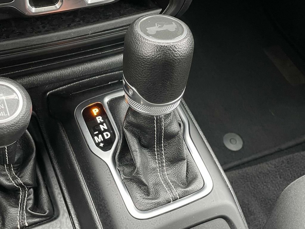 Used 2021 Jeep Wrangler Unlimited Sahara image 21