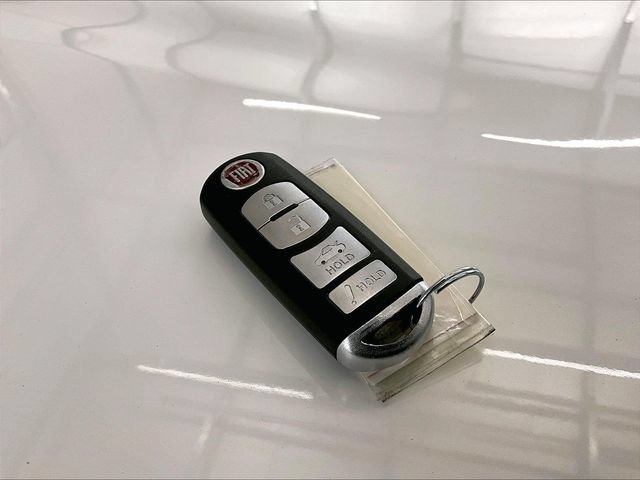 Used 2017 FIAT 124 Spider Abarth RWD image 9
