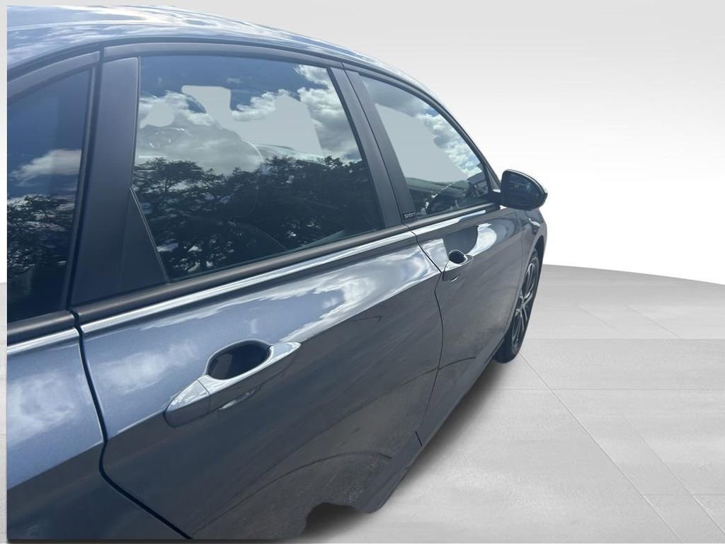 Used 2025 Volkswagen Jetta Sport image 35