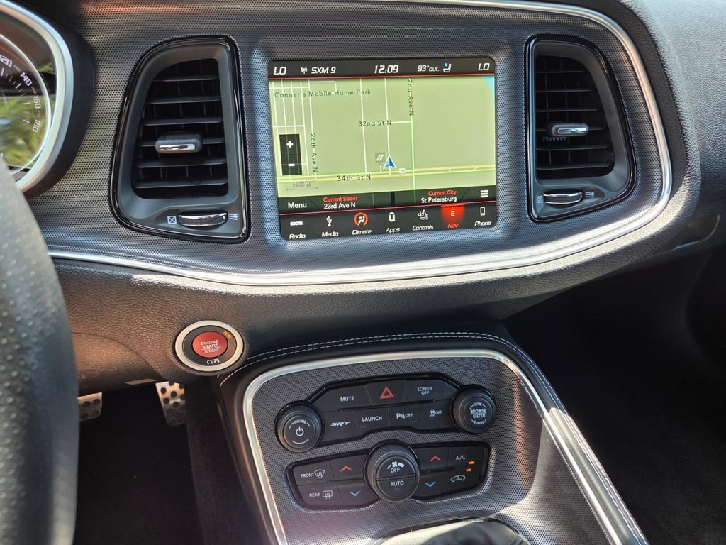 Used 2018 Dodge Challenger SRT RWD image 22