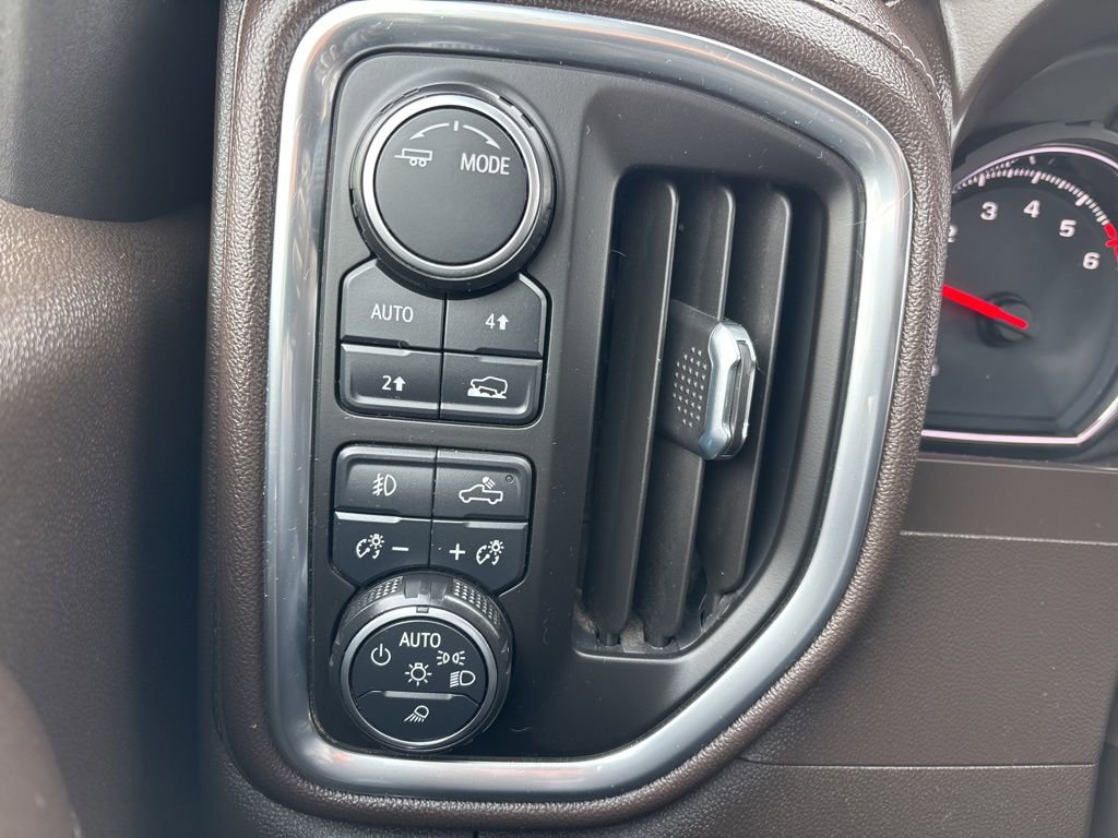 Used 2020 Chevrolet Silverado 1500 LTZ w/ LTZ Plus Package image 29