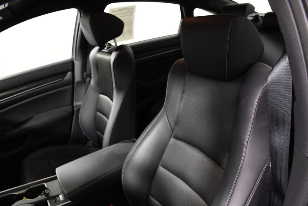 Used 2018 Honda Accord Sport image 17