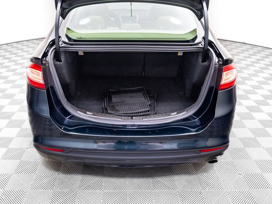 Used 2014 Ford Fusion SE w/ Equipment Group 202A image 31