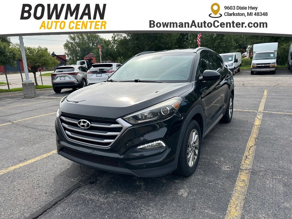 Used 2017 Hyundai Tucson SE w/ SE Popular Package 02