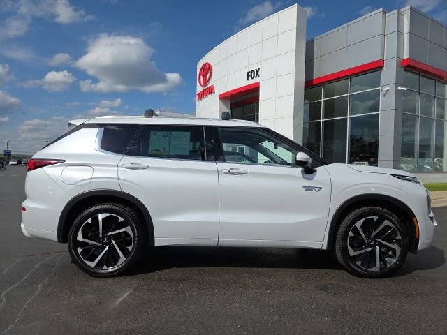 Used 2023 Mitsubishi Outlander SEL AWD/4WD image 8