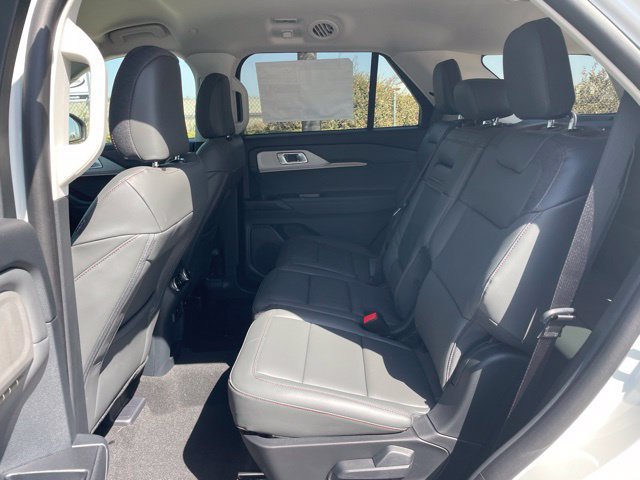 New 2026 Ford Explorer Active w/ Active Comfort Package RWD image 22