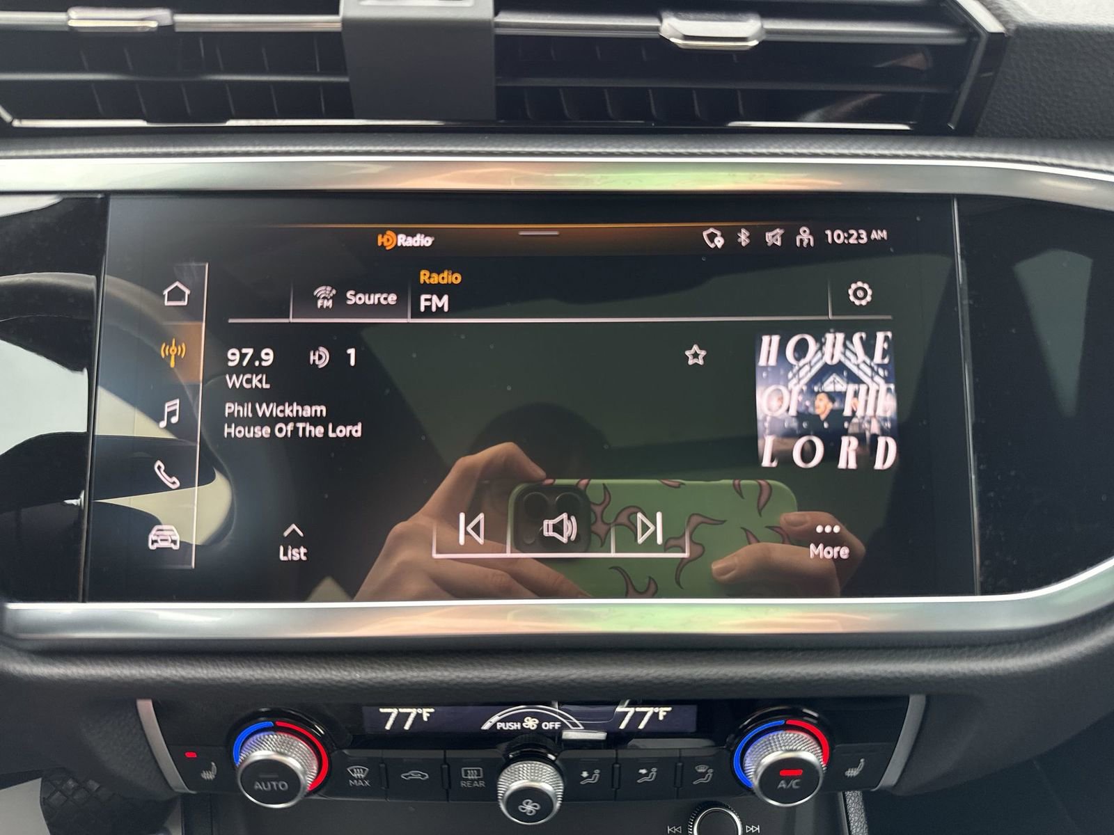 Used 2025 Audi Q3 2.0T Premium image 17