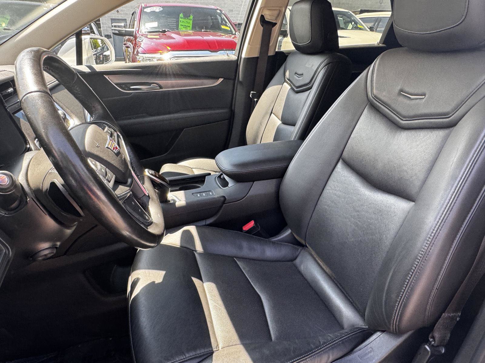 Certified 2019 Cadillac XT5 Luxury AWD/4WD image 12