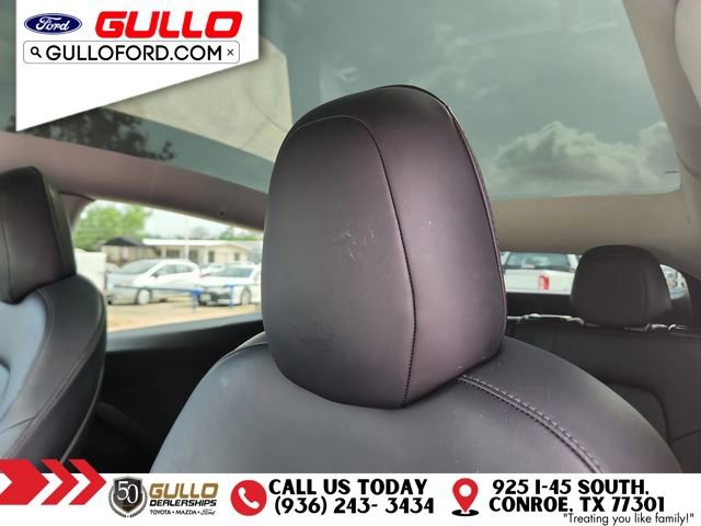 Used 2022 Tesla Model Y Long Range image 18