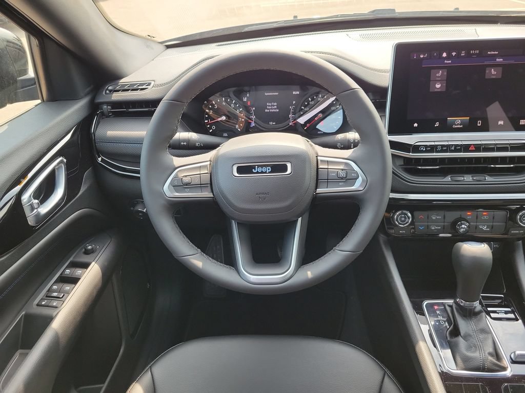 New 2026 Jeep Compass Latitude AWD/4WD image 8