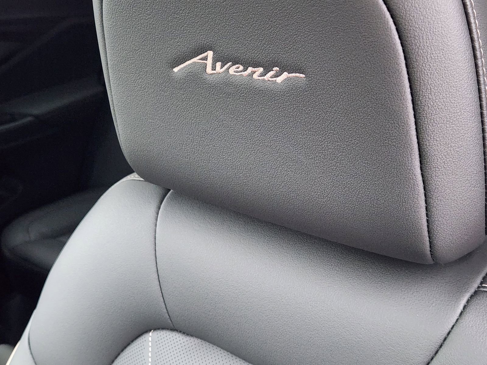 New 2026 Buick Envista Avenir image 18