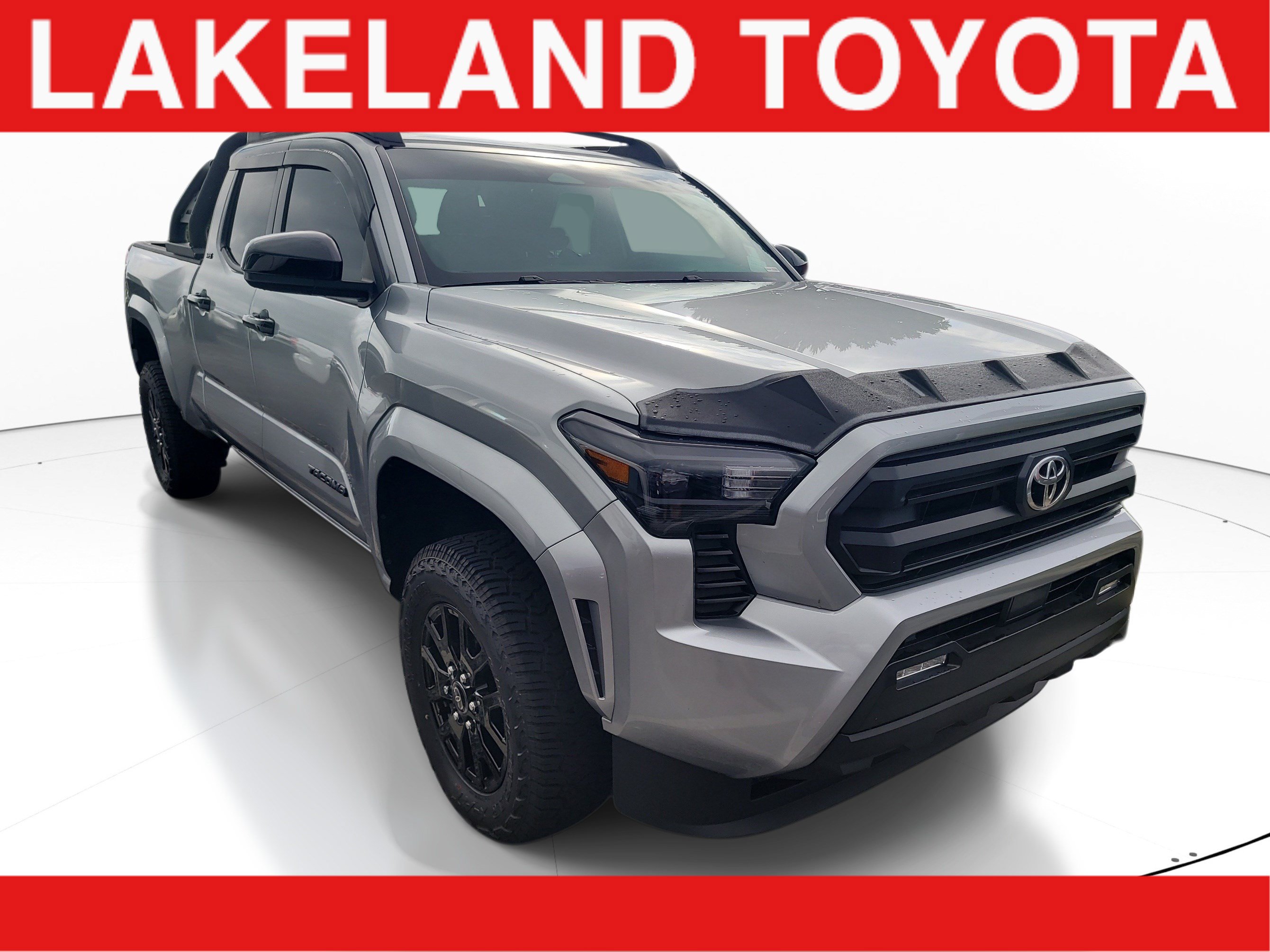 Used 2025 Toyota Tacoma SR5 RWD image 1