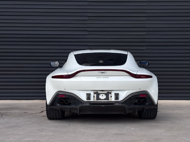 Used 2020 Aston Martin V8 Vantage Coupe RWD image 6