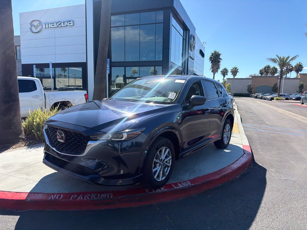 Used 2025 MAZDA CX-5 AWD 2.5 S w/ Preferred Package image 4
