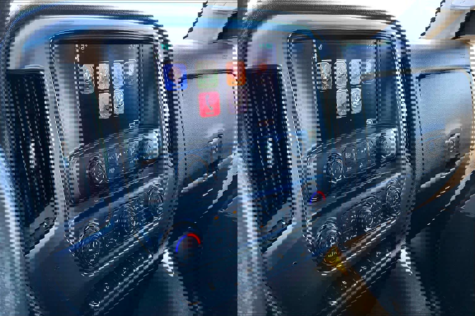 Used 2016 Chevrolet Silverado 2500 LT image 30