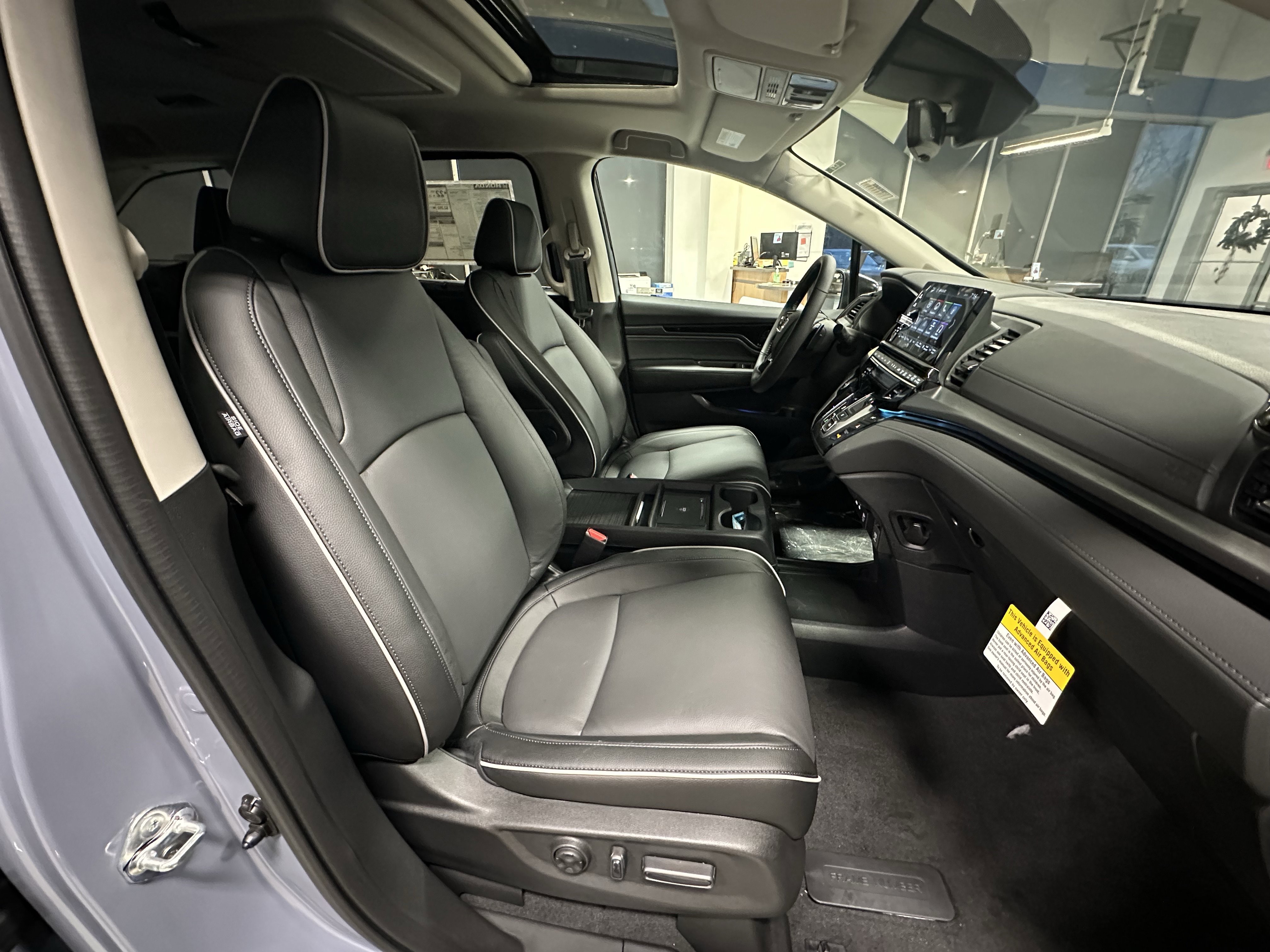 New 2026 Honda Odyssey Touring image 26