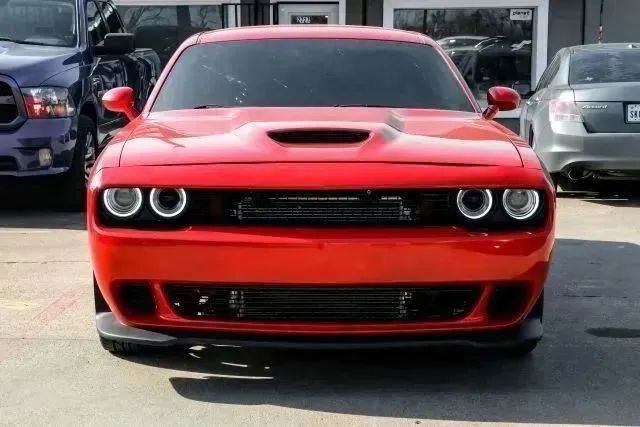 Used 2021 Dodge Challenger SXT w/ Blacktop Package image 5
