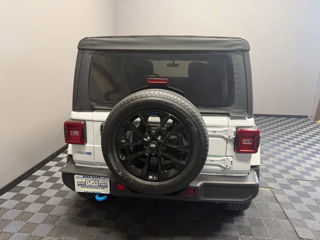 Used 2022 Jeep Wrangler Unlimited Sahara image 8
