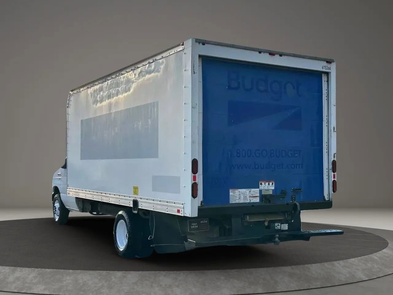 Used 2016 Ford E-350 and Econoline 350 Super Duty image 6