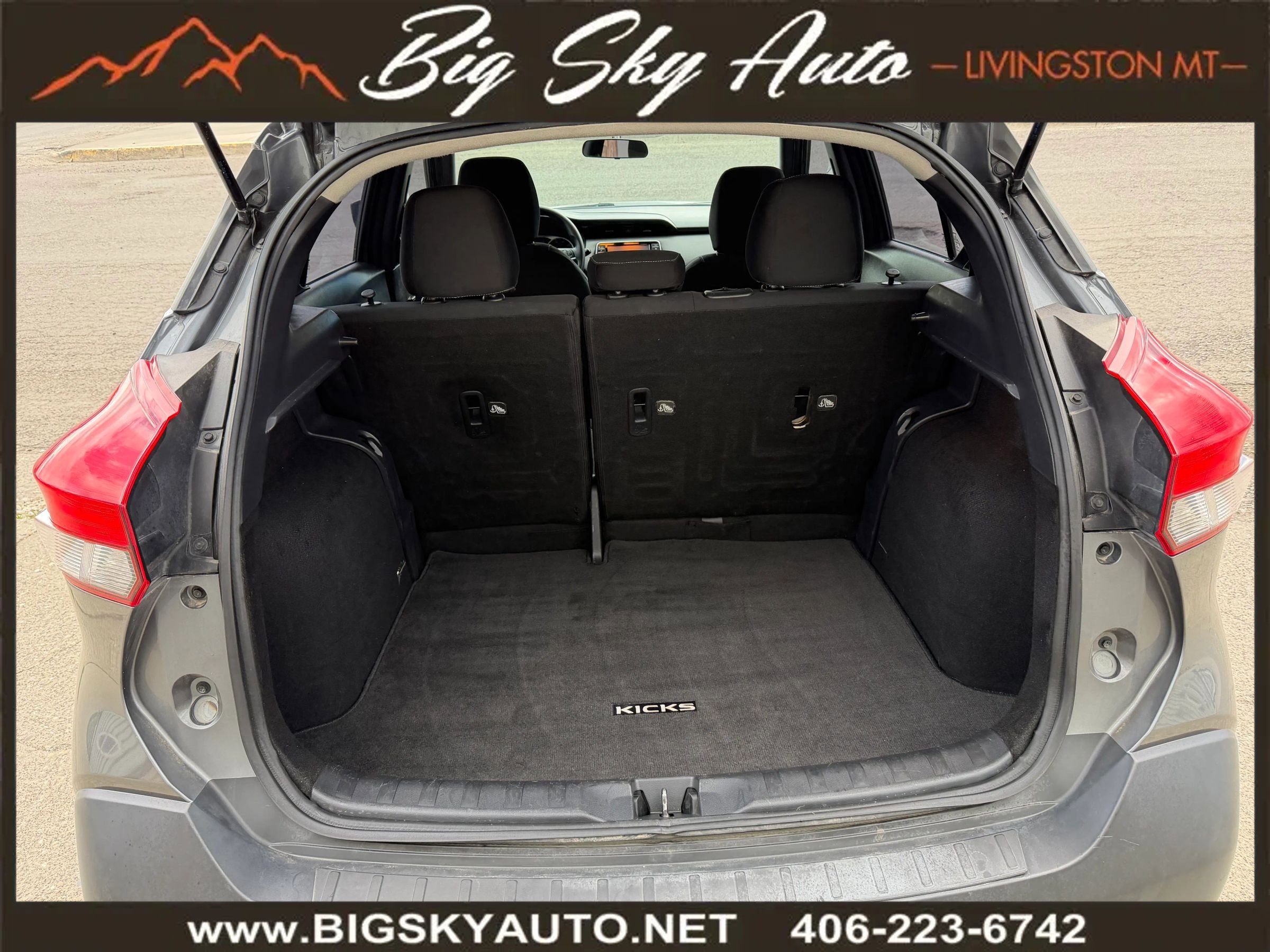 Used 2018 Nissan Kicks S w/ Exterior Package FWD image 22