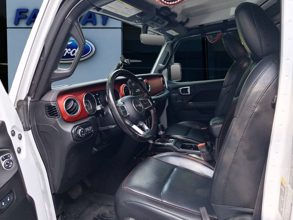 Used 2021 Jeep Gladiator Rubicon AWD/4WD image 11