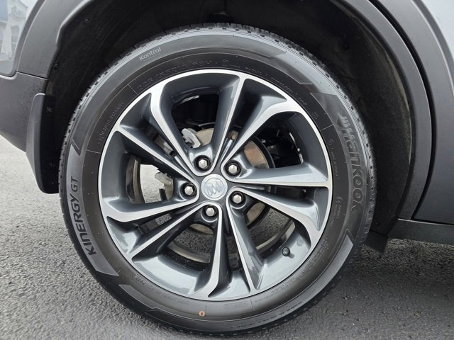 Used 2021 Buick Encore GX Select image 9