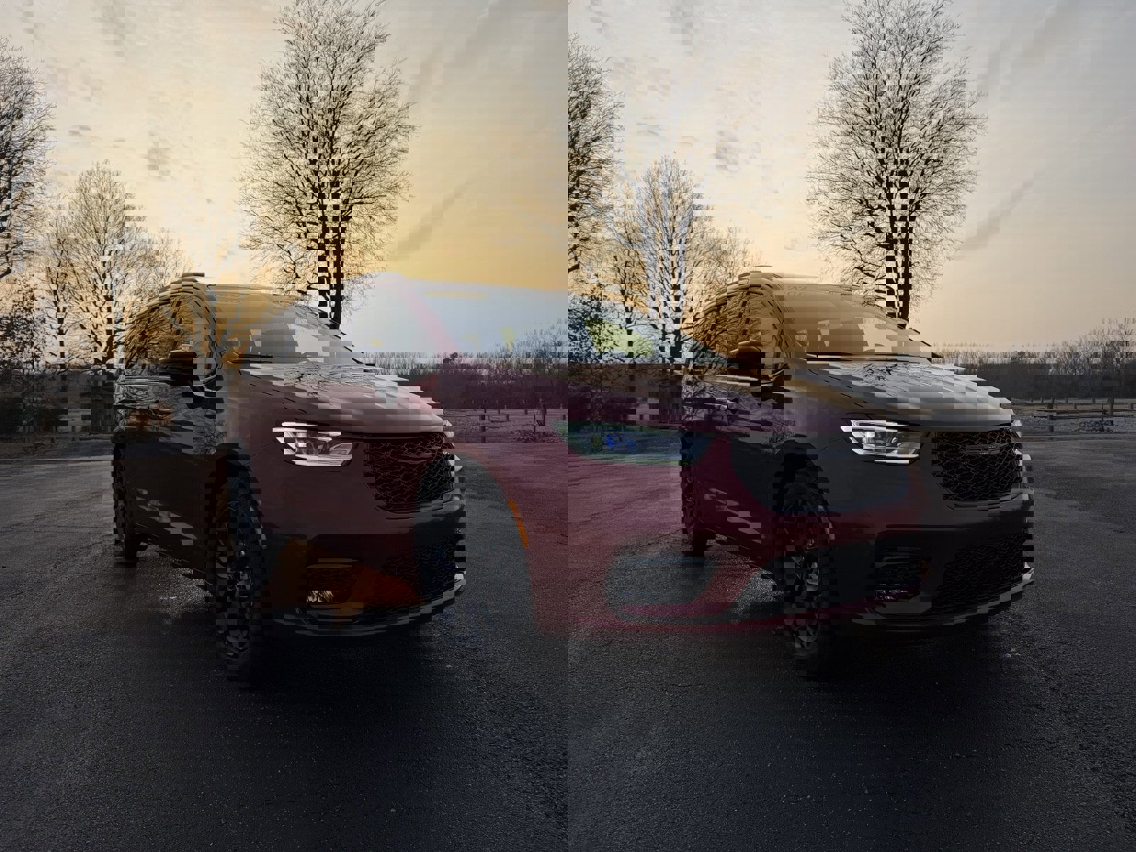 New 2026 Chrysler Pacifica Select image 1