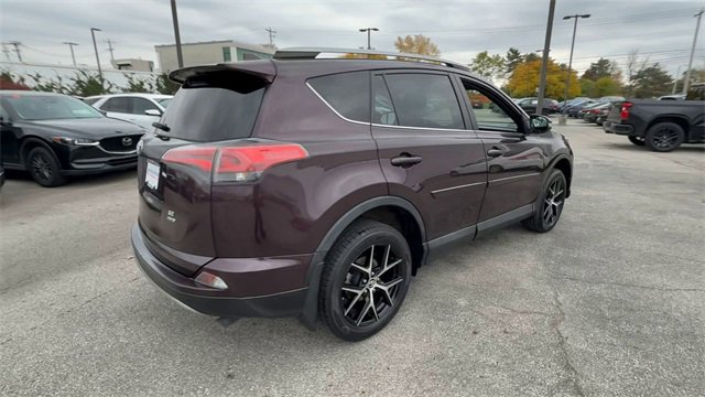 Used 2017 Toyota RAV4 SE image 8