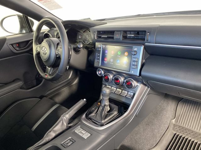 Used 2024 Toyota GR86 Premium RWD image 13