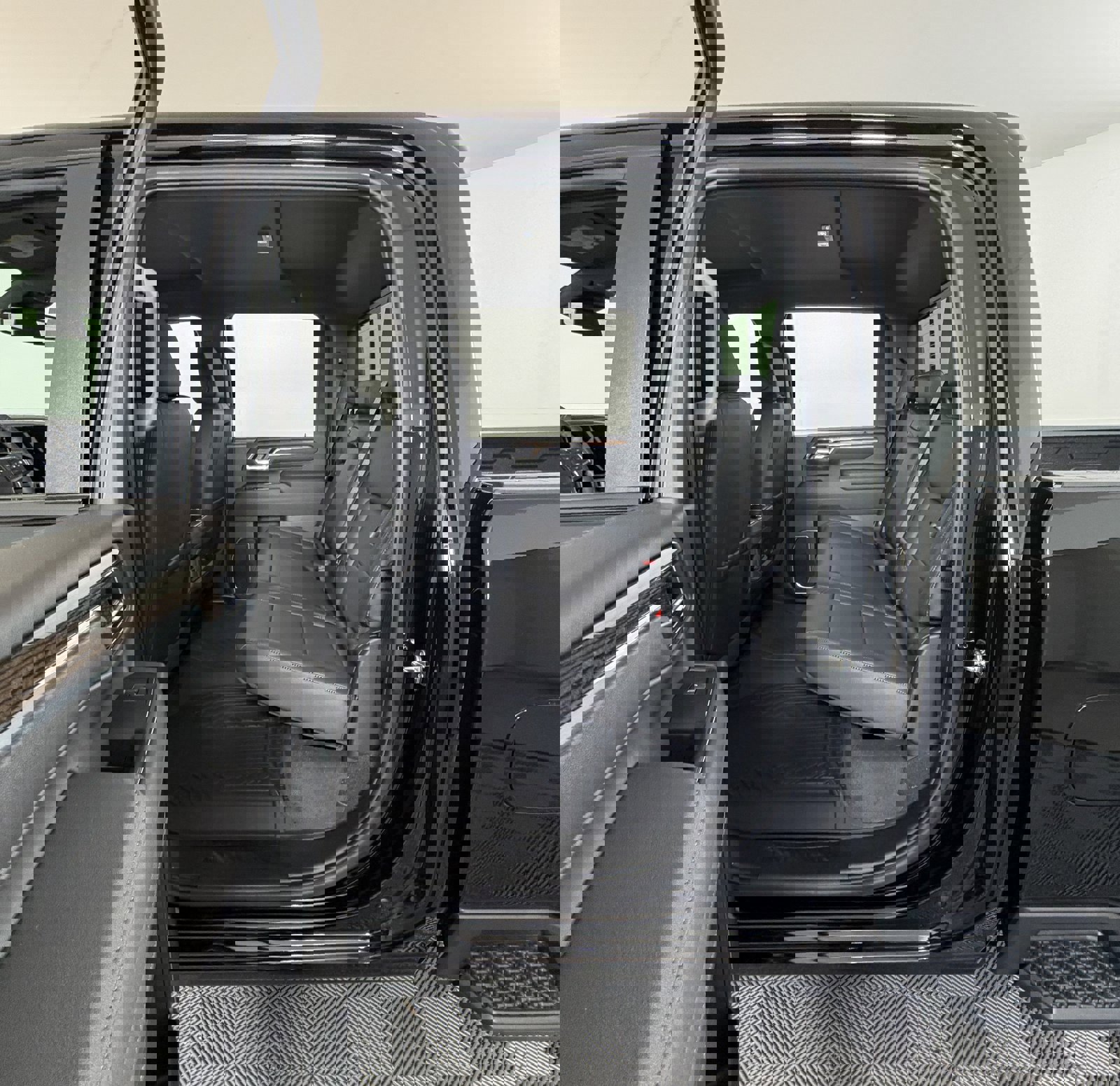 New 2026 Chevrolet Silverado 2500 LT image 7