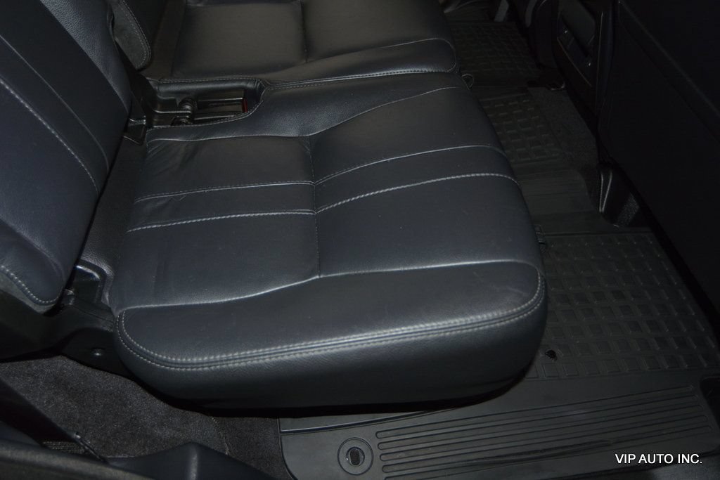 Used 2016 Land Rover LR4 HSE Silver Edition AWD/4WD image 26