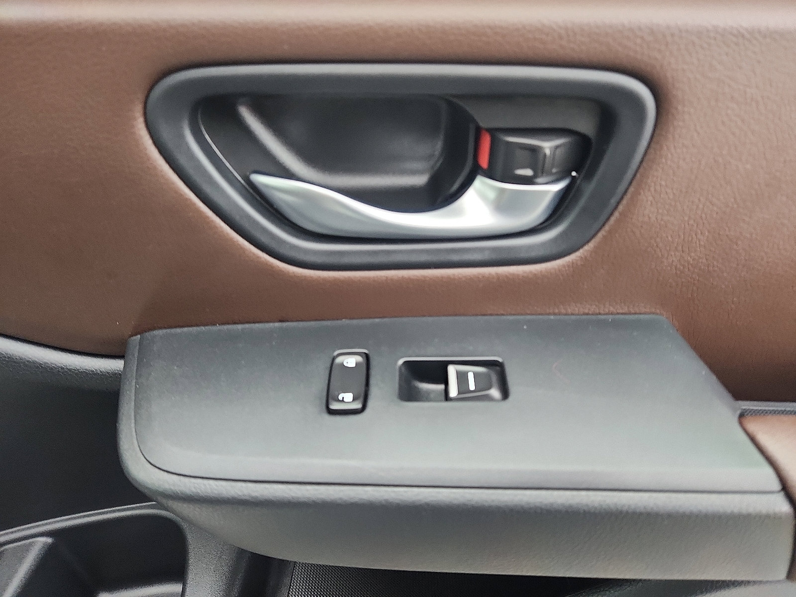 Used 2023 Honda Pilot Elite image 37