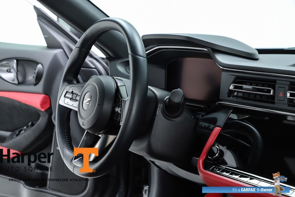 Used 2025 Nissan Z Performance w/ Floor Mat Package image 34