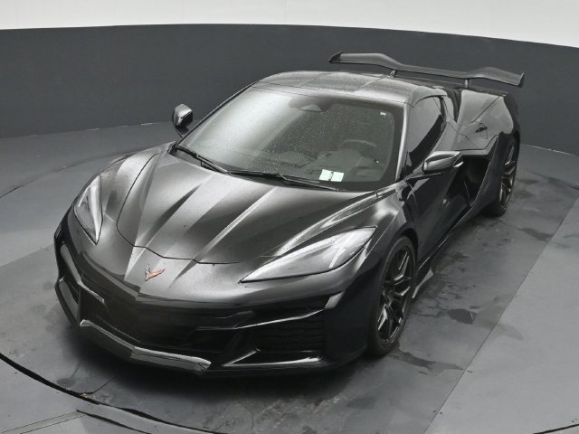 Used 2024 Chevrolet Corvette Z06 RWD image 44