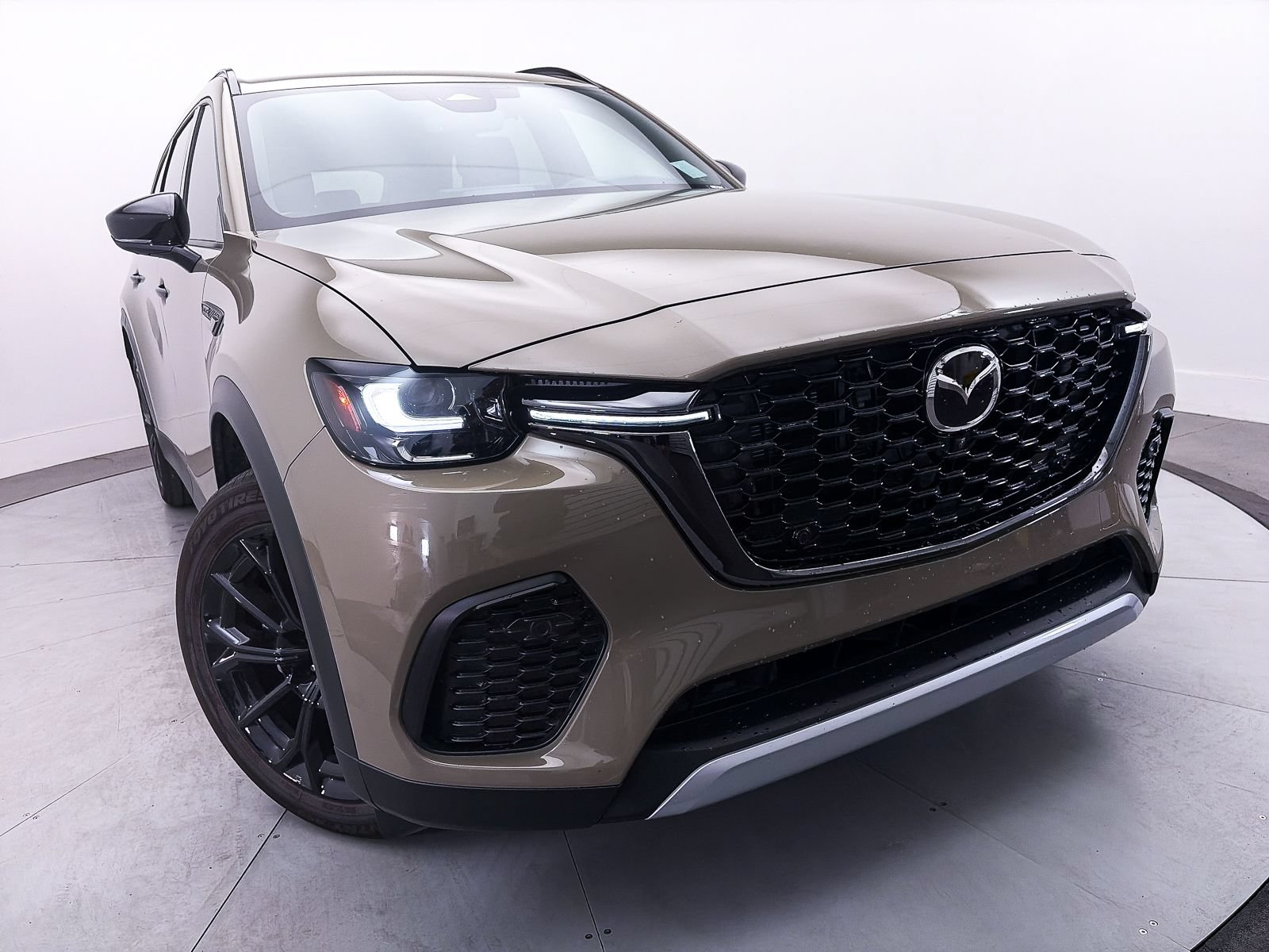 Certified 2026 MAZDA CX-70 3.3 Turbo w/ Premium Plus Pkg AWD/4WD image 3