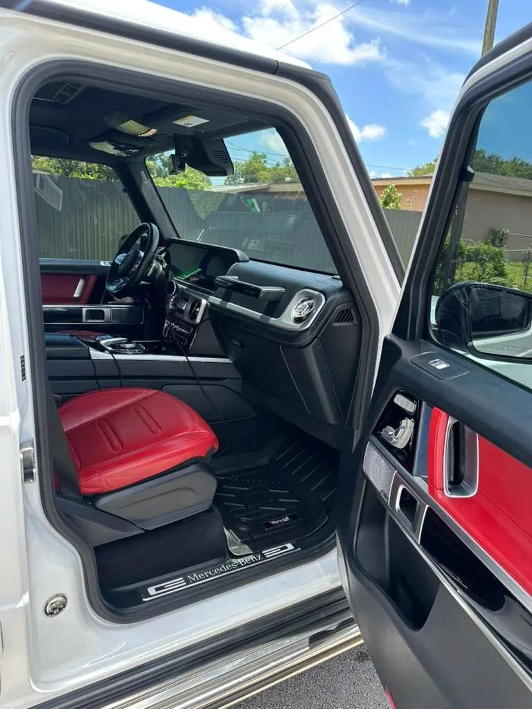 Used 2023 Mercedes-Benz G 550 image 12