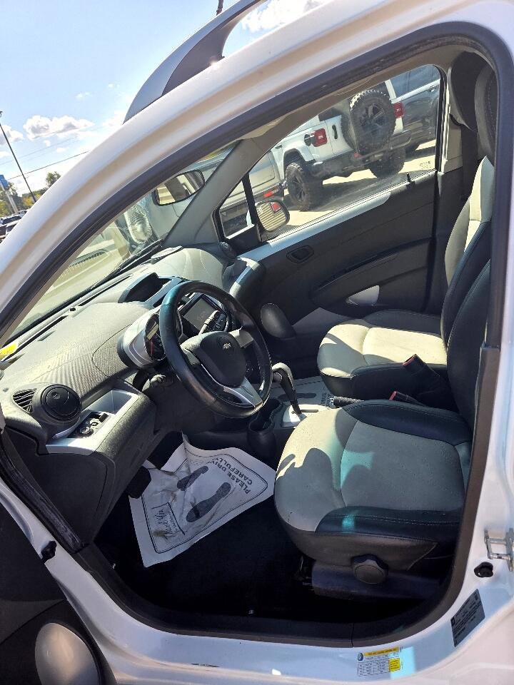 Used 2015 Chevrolet Spark LT image 9