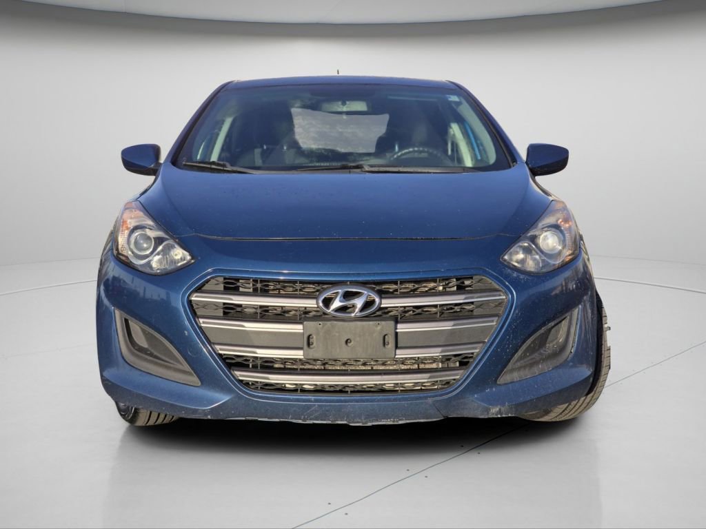 Used 2016 Hyundai Elantra GT image 3