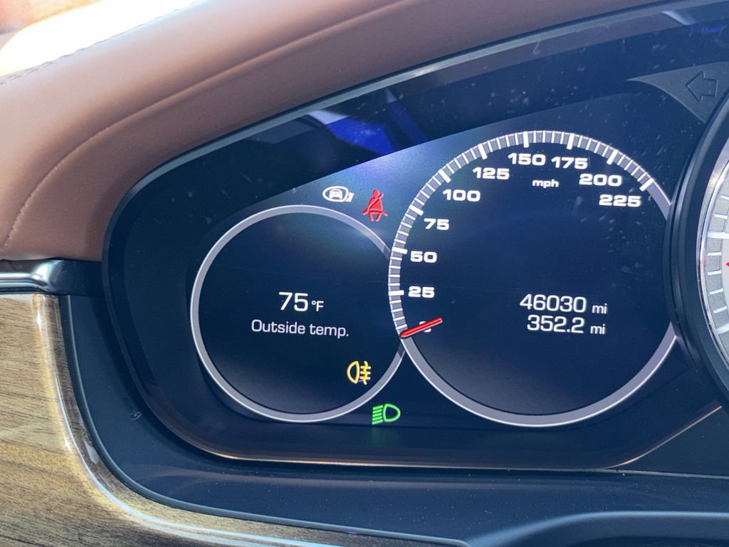 Used 2018 Porsche Panamera Turbo w/ Premium Package Plus image 29